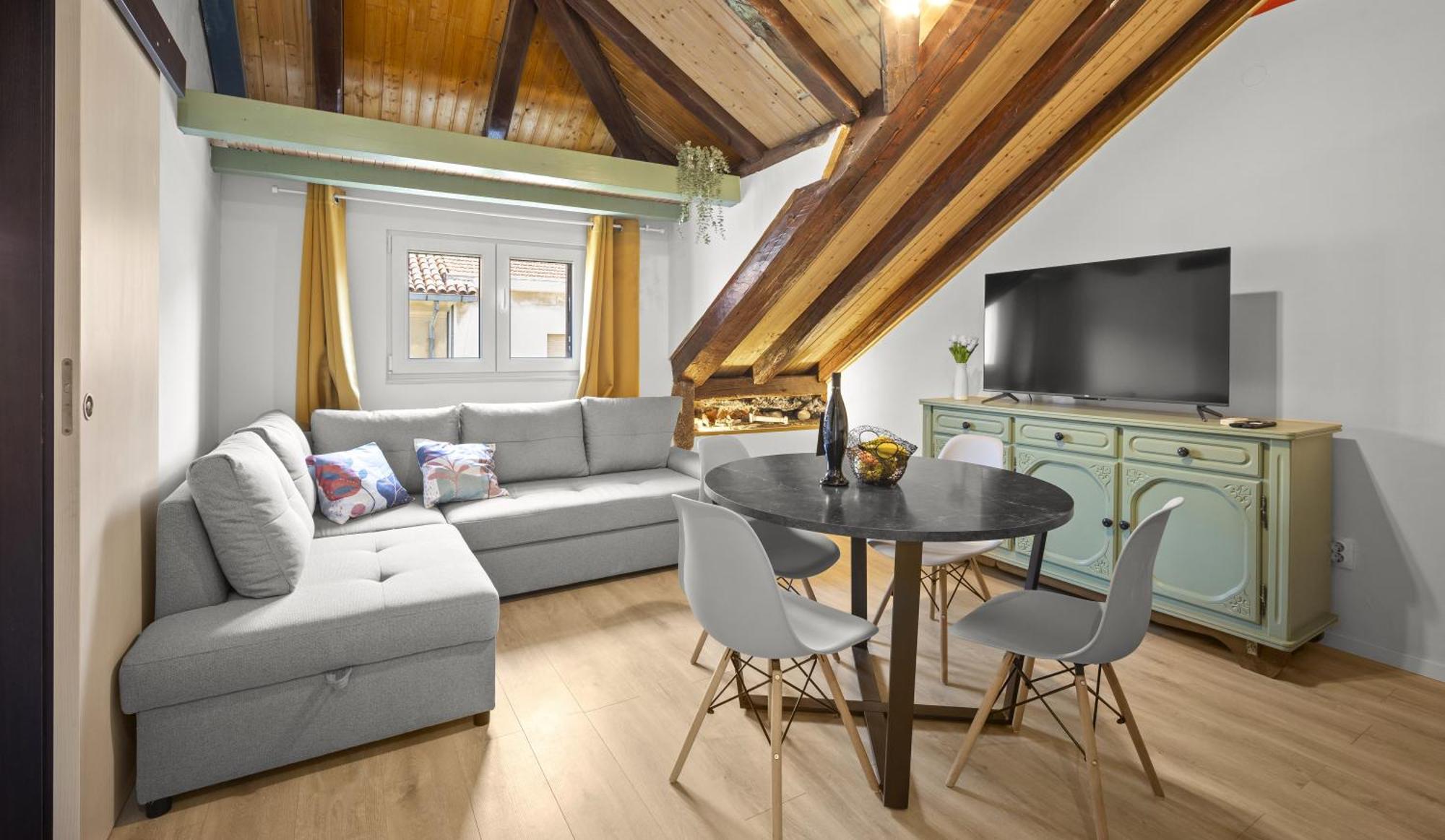 Splitski Dir Apartment *